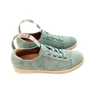 Vionic Jean Suede Blue Comfort Sneakers size 8
